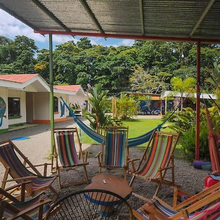 Kalunay Hostel Puerto Viejo de Talamanca エクステリア 写真