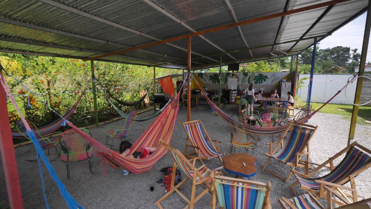 Kalunay Hostel Puerto Viejo de Talamanca エクステリア 写真