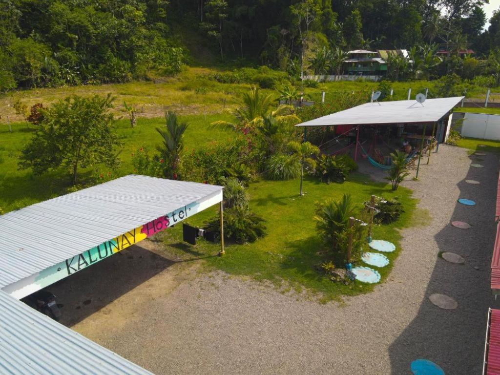 Kalunay Hostel Puerto Viejo de Talamanca エクステリア 写真