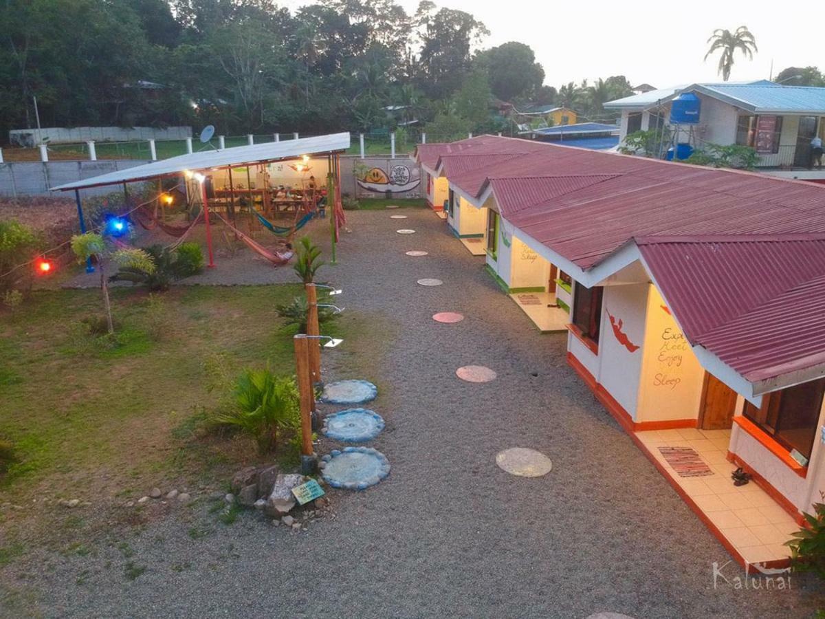 Kalunay Hostel Puerto Viejo de Talamanca エクステリア 写真